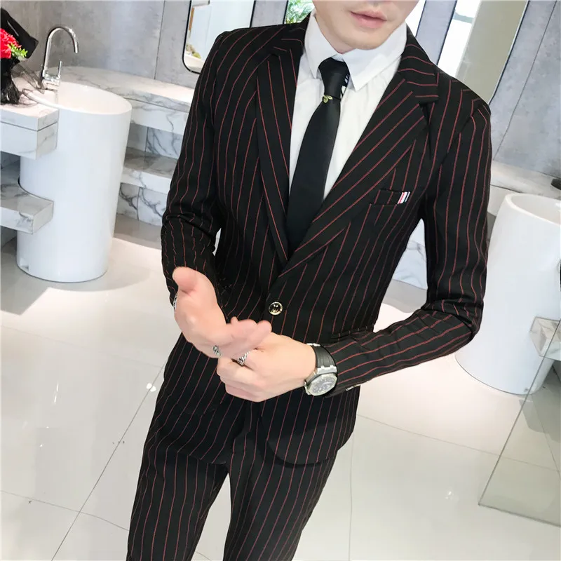 2019 autumn men's fashion striped suit two-piece suit (blazer + suit pants) men's single buckle slim casual groom wedding suit 2019 autumn men's fashion striped suit two-piece suit (blazer + suit pants) men's single buckle slim casual groom wedding suit