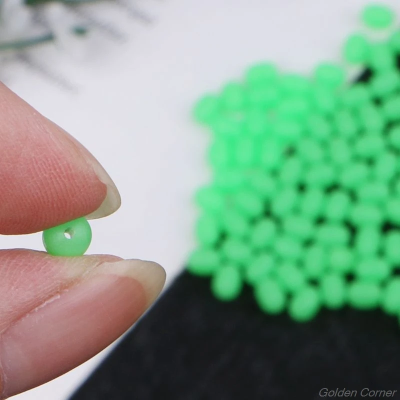 100PCS Oval Plastic Beads Soft Rubber Luminous Fishing Beads Glowing Sink Beads For Treble Hook Fishing Rigs Green Red Lure Tackle