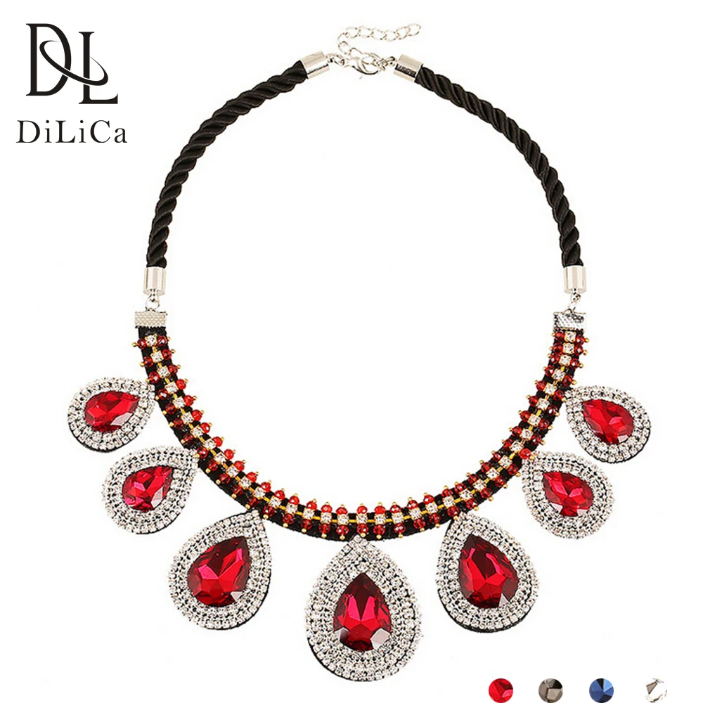 

DiLiCa Classic Crystal Choker Necklace for Women Rhinestone Chokers Statement Necklace Pendant Lady Girls Party Jewelry Collier