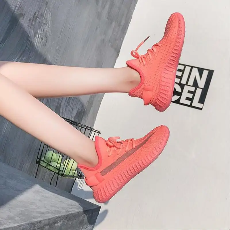 

2020 New Women Vulcanized Shoes Fashion Lace-up Current Wild Casual Sports Shoes Spring Sporty Style Damping Women Shoes