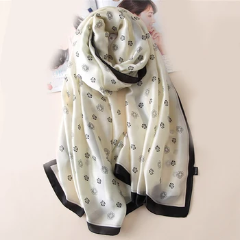 

Luxury Brand Women Scarf Bandana Fashion Soft Lady Designer Female Shawls Wraps Long Size Foulard 180 * 90cm Hijabs