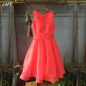 

Sleeveless knee Length Short Red Homecoming Party Dress with Bow(s)