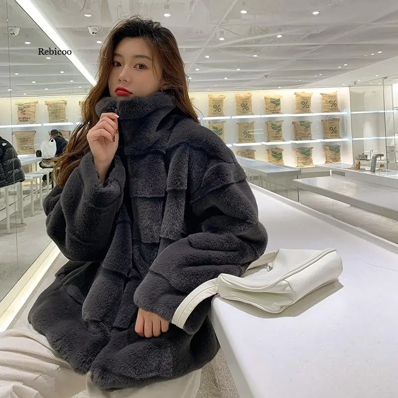 

Women Faux Mink Fur Coat Thicken Casual Female Winter Batwings Sleeve Furry Outerwear Thicken Fluffy Fur Coat