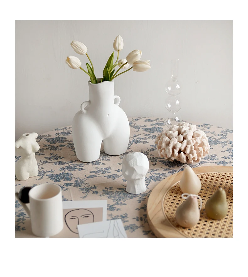 H63b77f331a2440dd86d22fa7a0080752s.jpg?width=790&height=882&hash=1672