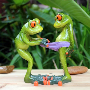 

American Happy Frog Couple Figurines Animal Miniature Model Home Decoration Accessories Valentine's Day Boyfriend Birthday Gift