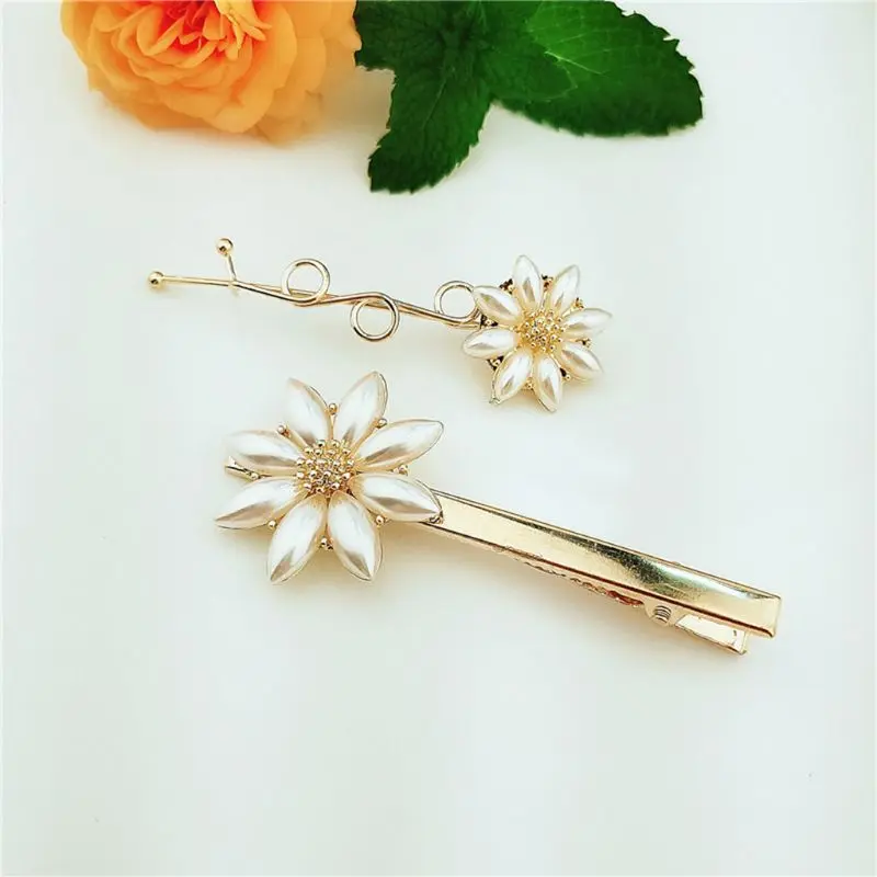 2Pcs Set Women Bridal Alloy Hair Clips Faux Pearl Daisy Flower Duckbill Hairgrip Bohemian Romantic Wedding 2