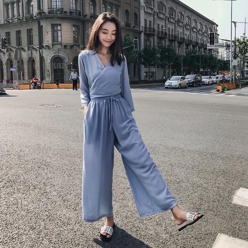 

Photo Shoot Late Evening Breeze Elegant Goddess V-neck Chiffon Blouse with Lace-up High-waisted Loose Pants CHIC Two-Piece Set W