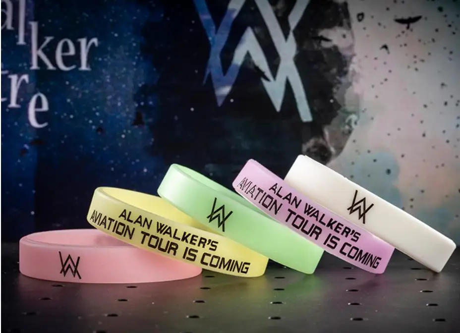 100 шт Alan Walker силиконовый браслет для любителей музыки, светящийся ремешок на запястье - Окраска металла: mix colors