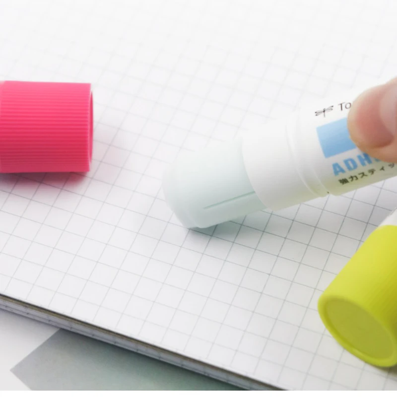 Tombow твердый ароматизированный клей-карандаш Pit HI-POWER PT-TPK ароматический клей-карандаш высокой вязкости нетоксичный Быстросохнущий 3 цвета