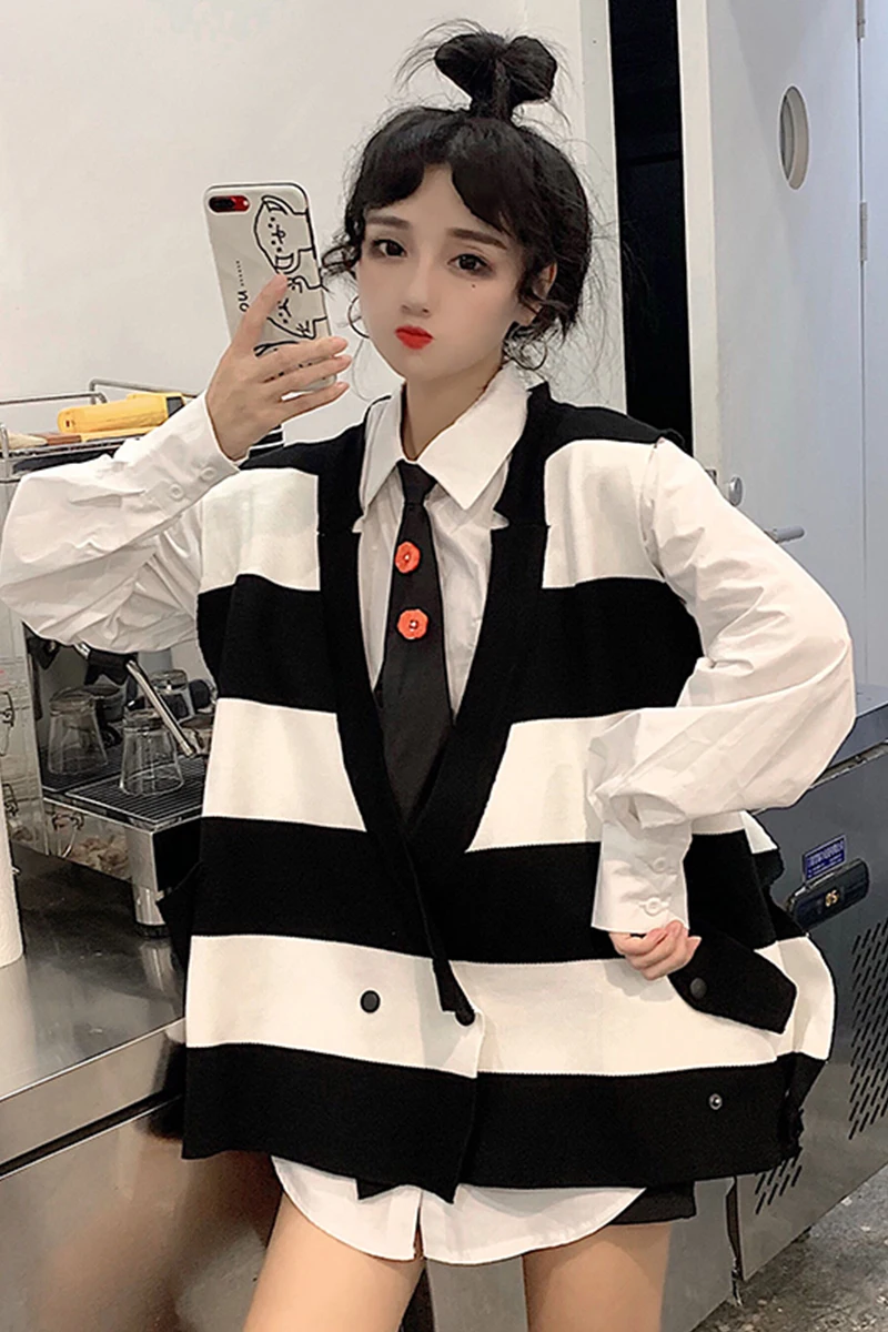 harajuku Lazy Weater Women Outside The Autumn and Winter Wear Black and White Striped Sweater Vest Add Thin White Women Shirts