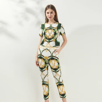 

Xiaomoli fashion commuter round neck short top with diamond cropped pants printing suit 2020 new winter