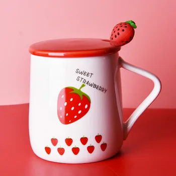 

Strawberry Ceramic Coffee Mug with Cover Spoon Seal Nordic Style Mug Personalized Tazas Divertidas Potter Tea Cup Cute HH50MK