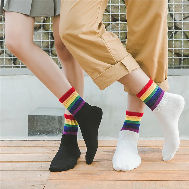 

Harajuku Personality Men's Socks Rainbow Striped Socks Hip hop Street Skateboard Unisex Couple 'Happy Socks 2 Pairs / Lot2019new