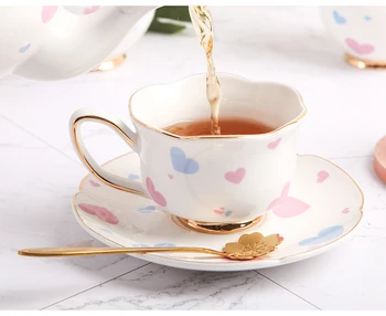 

Cute Heart Nordic Tea Cup Creative White Ceramic Cup with Spoon Modern Xicara De Cafe Home Afternoon Coffee Tea Cups MM60BYD