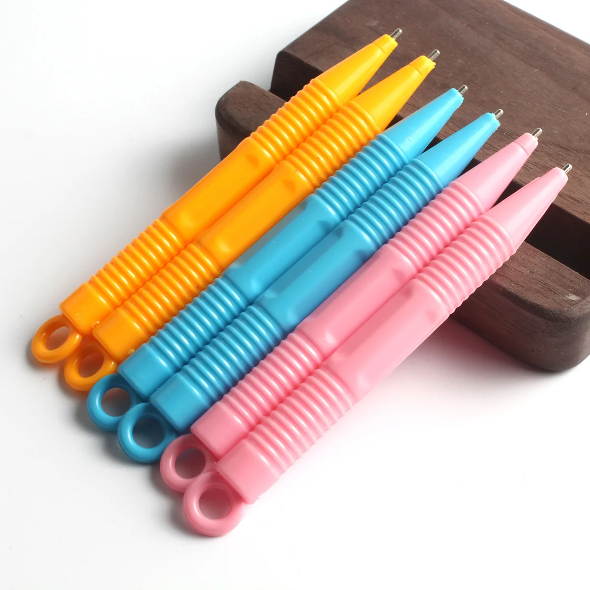 

Magnetic Drawing Board Only Pen Children Large Size Writing Board Color Board Pen Baby Backup Brush