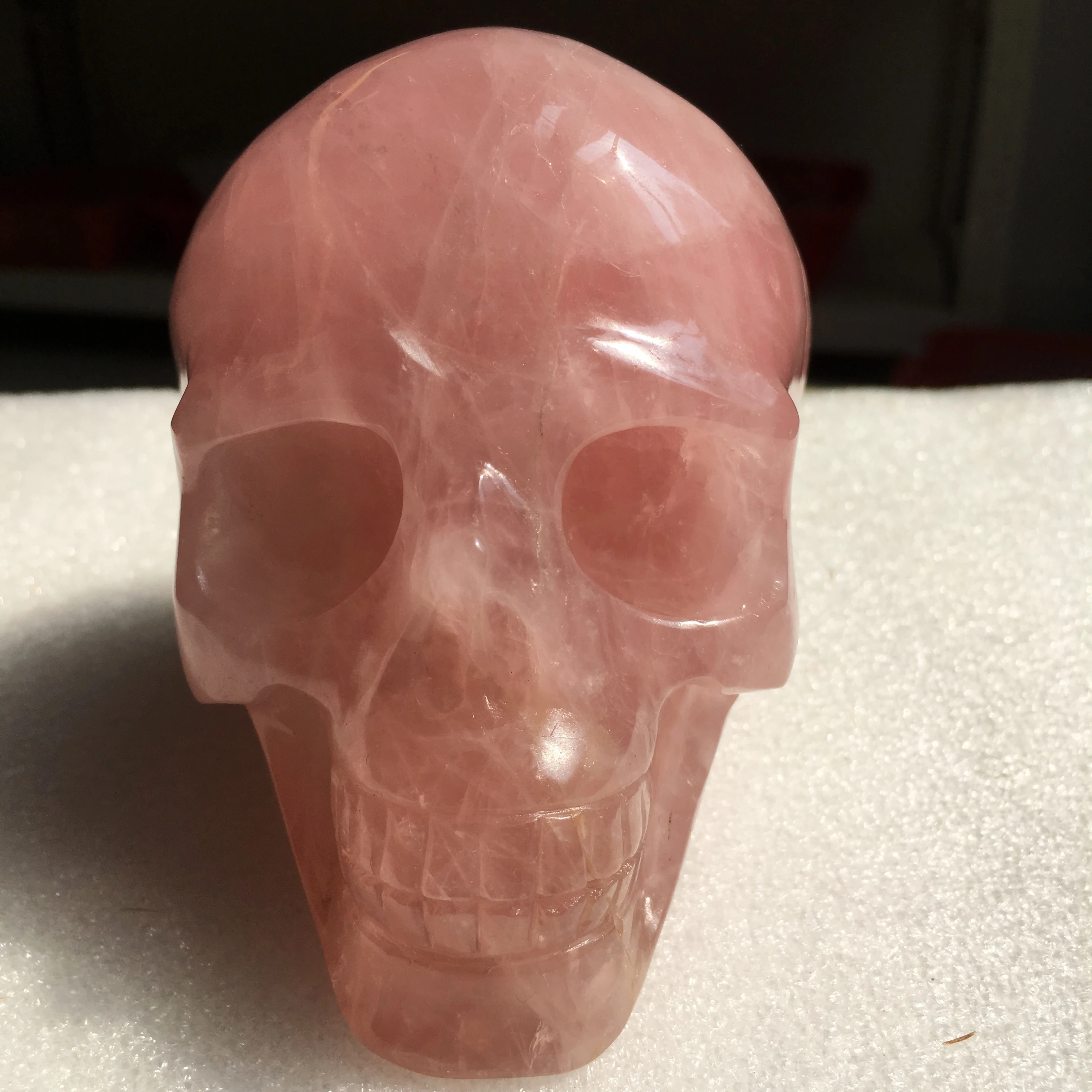 Natural Rose Quartz Crystal Hand Carved Skull Carving Reiki Healing Skulls For Decorate 3