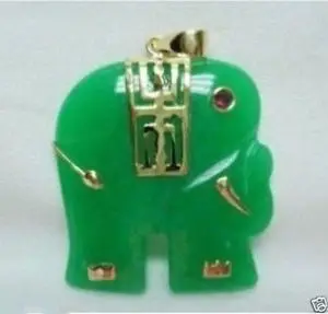 

Hot sell Fast SHIPPING Fast shippingCharming! Green Jade Elephant Pendant Necklace