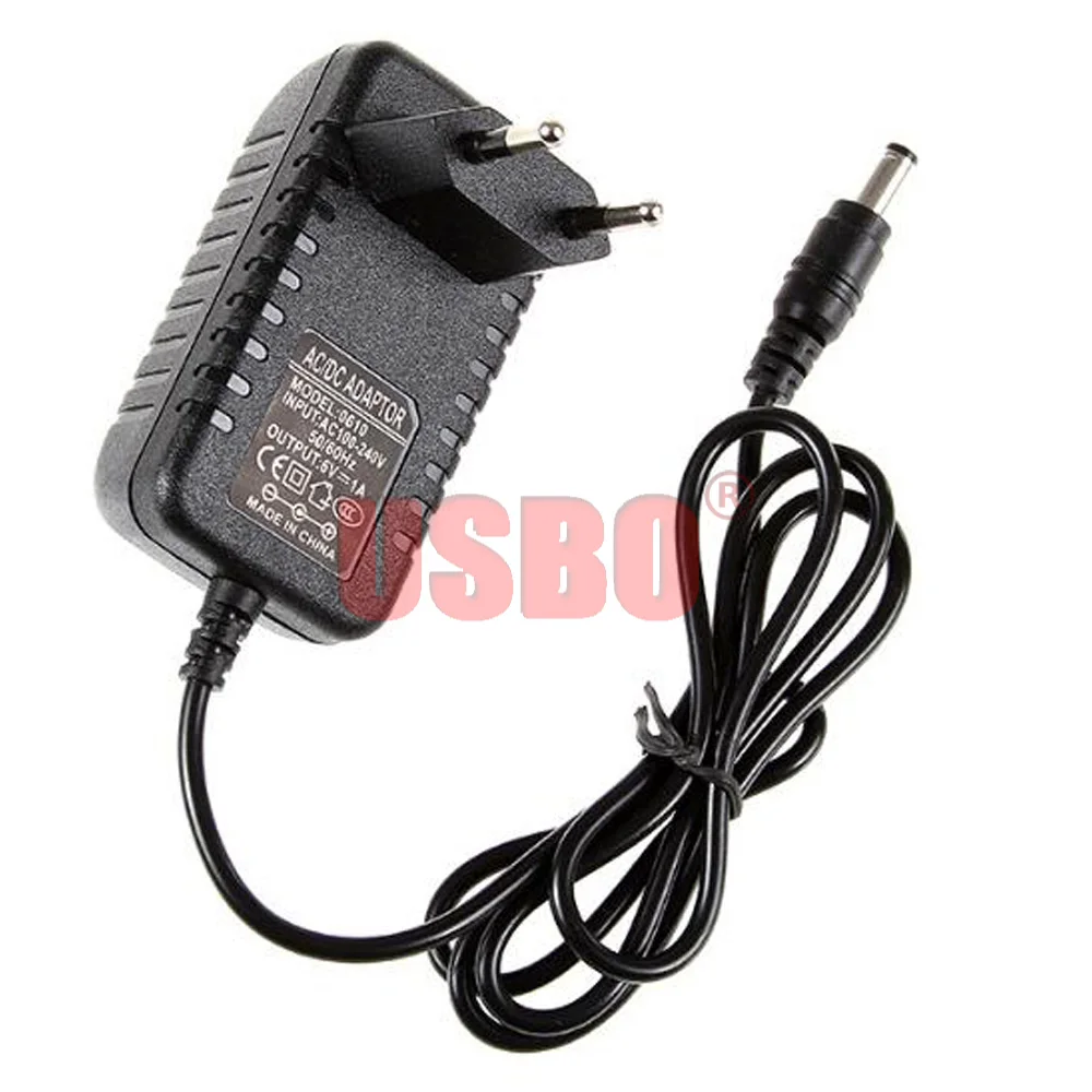 Поставка Черного 1,0 м 9V 0.5A 1.0A 1.5A 2.0A Европы 2 pin Универсальный DC 5,5*2,5 мм и 5,5*2,1 мм постоянного тока в переменный ток 100 V/240 V ЕС Мощность адаптер