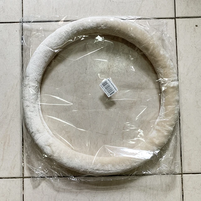 Fur car steering wheel cover, plush car steering wheel cover (38 cm handlebar diameter) Beige