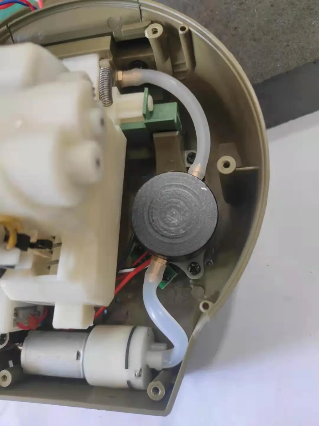 metal ateado fogo metralhadora motor gerador de 01