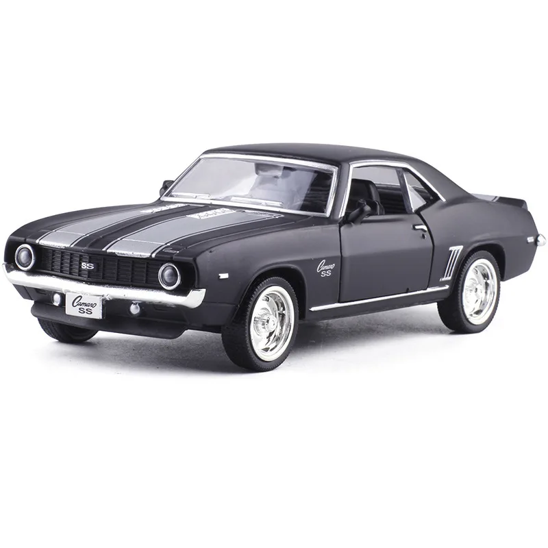 Распродажа 1:36 модель Chevrolet Comaro 1969 из сплава открывания двери искусственного