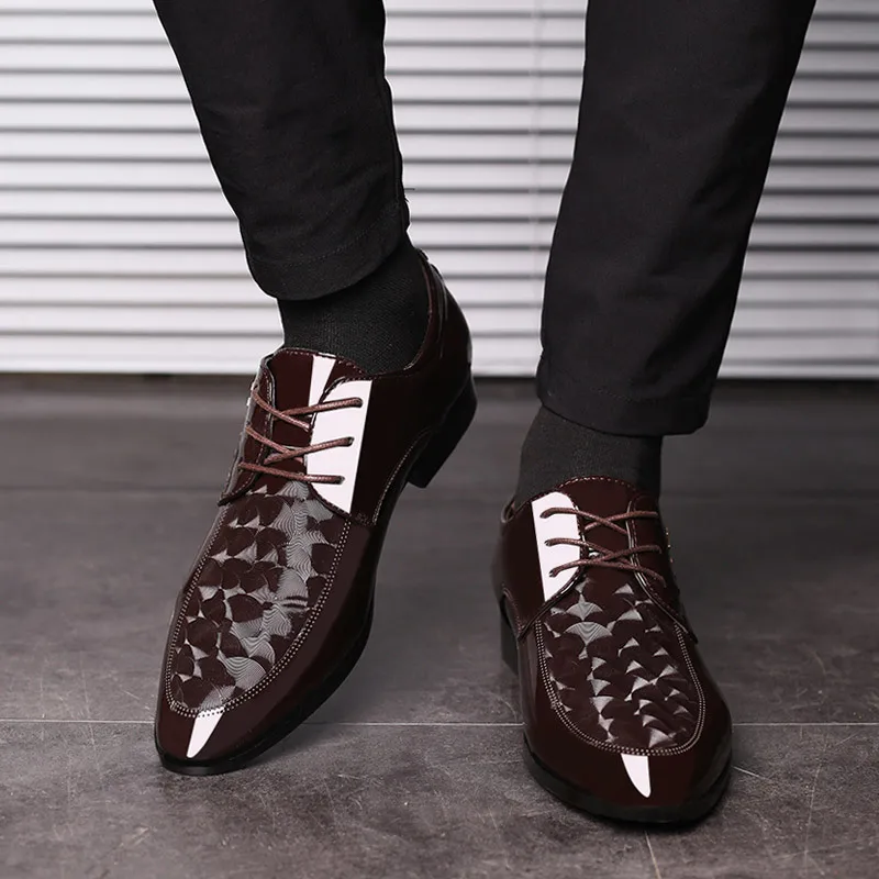 Новые осенние мужские кожаные туфли в деловом стиле модельные туфли для отдыха на шнуровке с острым носком мужские кожаные туфли на плоской подошве для свадебной вечеринки