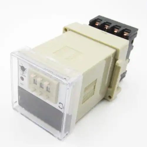 Model : E5C4-R20K Digital Set Temperature Controller with Front Cover