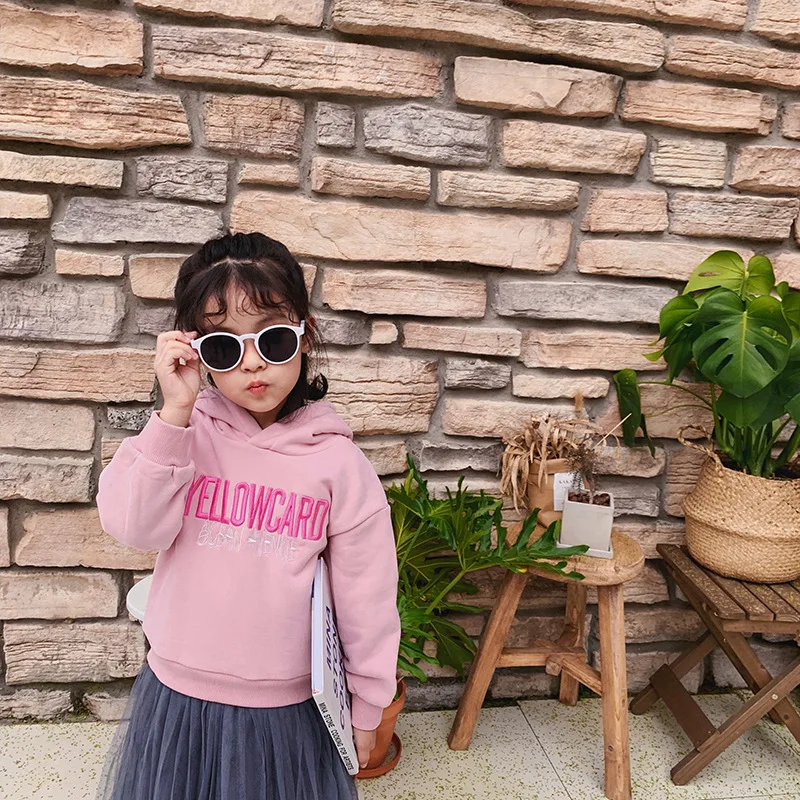 Pink Новая одежда для малышей; сезон весна-осень; модный свитер для девочек; Повседневная Толстовка с капюшоном для маленьких девочек; одежда для детей; детская спортивная одежда из флиса - Цвет: Pink
