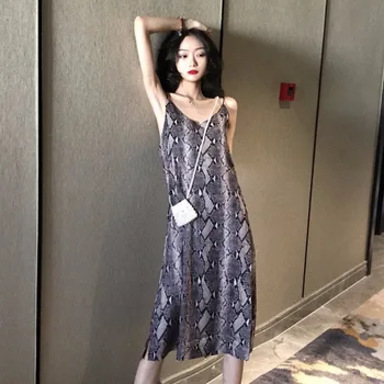 

Spring summer 2020 new flavor fashion temperament was thin French first love sling egg dress women