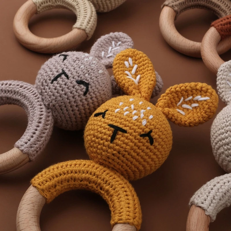 1pc Wooden Crochet Bunny Rattle Toy BPA Free Wood Ring Baby Teether Rodent Baby Gym Mobile Rattles Newborn Educational Toys