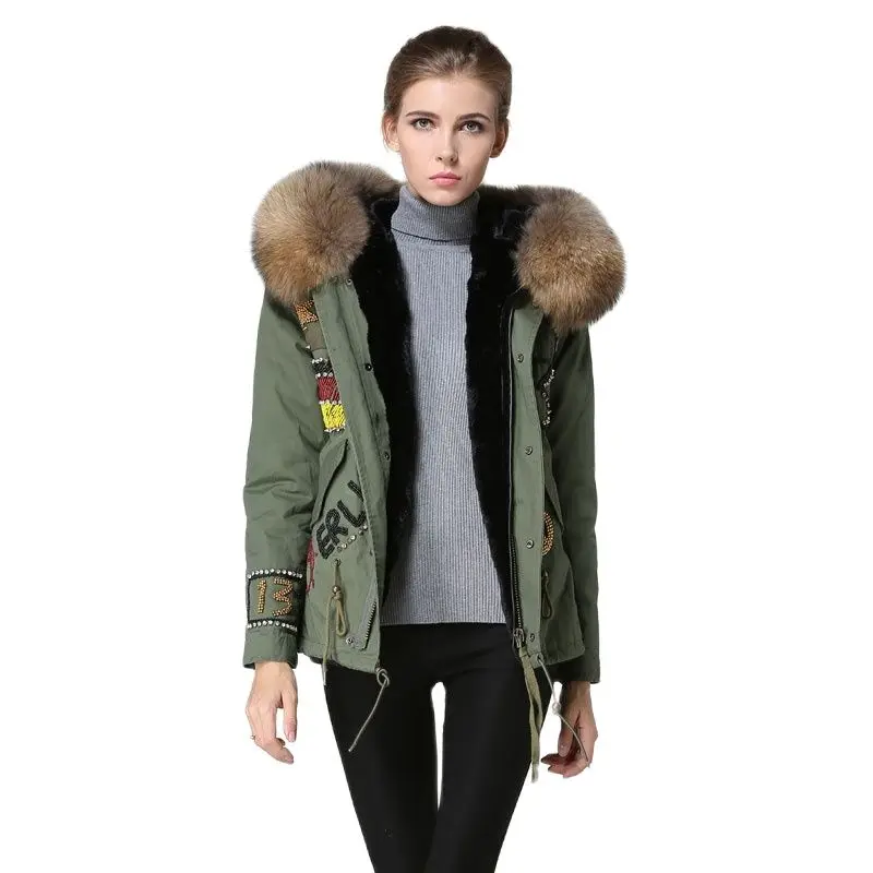 

Короткая парка с итальянским флагом EmborIdry, черная меховая подкладка с натуральными толстовками, модная одежда MR или Mrs