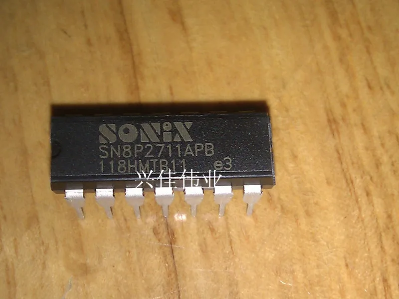20 шт./лот SN8P2711 SN8P2711APB DIP14