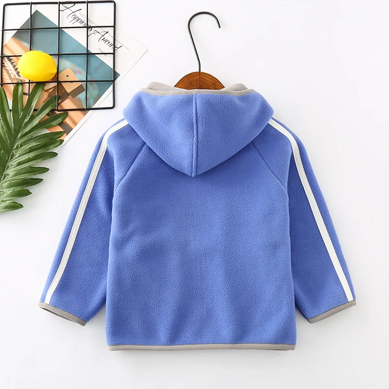 11448780232_1936560112