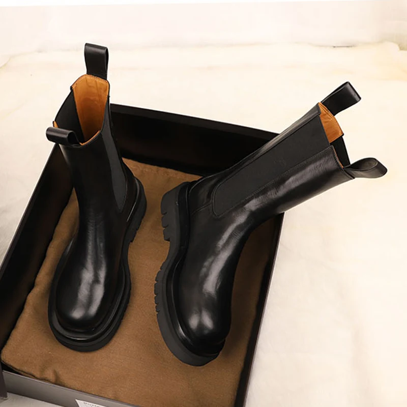 Черные ботинки «Челси» из натуральной кожи на толстой подошве; женские полуботинки на плоской подошве с круглым носком в британском стиле; женские повседневные ботинки для езды на мотоцикле