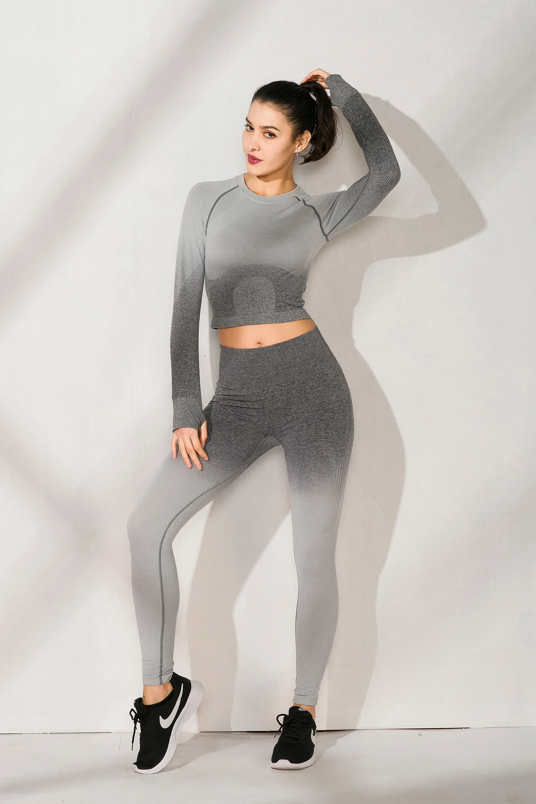 Gray 2Pcs set 2 шт./компл. градиентная расцветка; Высота спортивные костюмы с длинным рукавом Йога набор сексуальный костюм бесшовные градиентная расцветка; Высота Йога Комплект топ для бега Высокая Талия - Цвет: Gray 2Pcs set