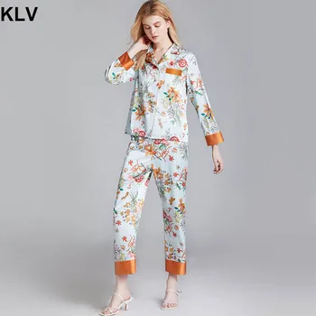 

Women Retro Imitation Silk Pajamas Set Notched Button Down Tops Loose Long Pants Bright Floral Sleepwear Loungewear