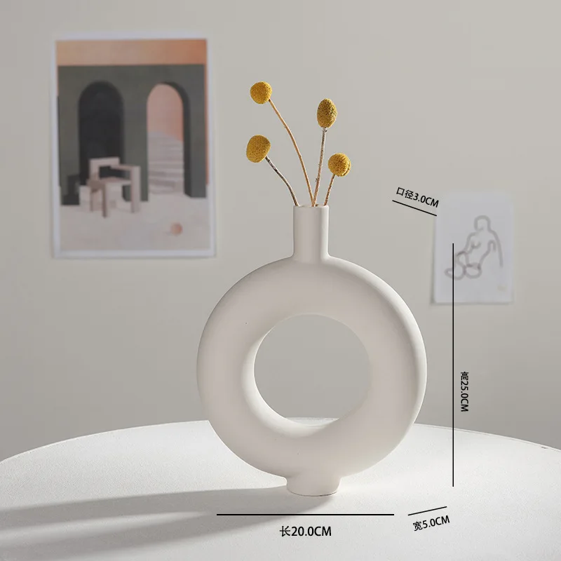 Vase cocooning style abstrait en céramique