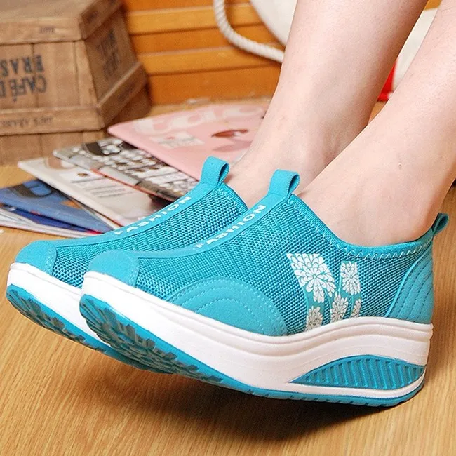 Большие размеры; tenis feminino; Лидер продаж года; спортивная обувь; красная женская обувь для тенниса; женские спортивные кроссовки; кроссовки из сетчатого материала на плоской подошве