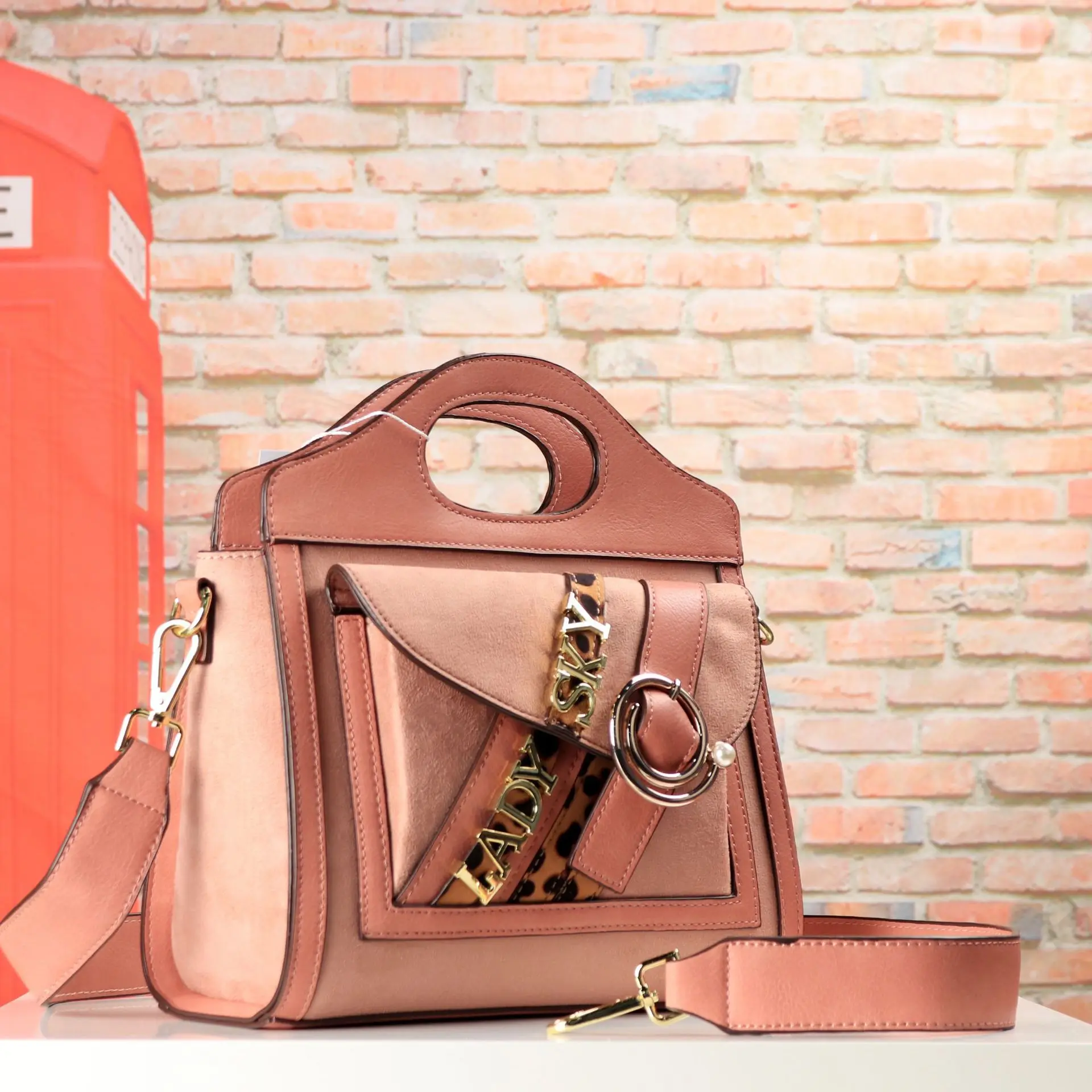 

PU Leather Women Shoulder Flannelette Bag Hand-held Clutch Designer Famous Totes Handbag Patchwork Drop Shipping Purse Letter