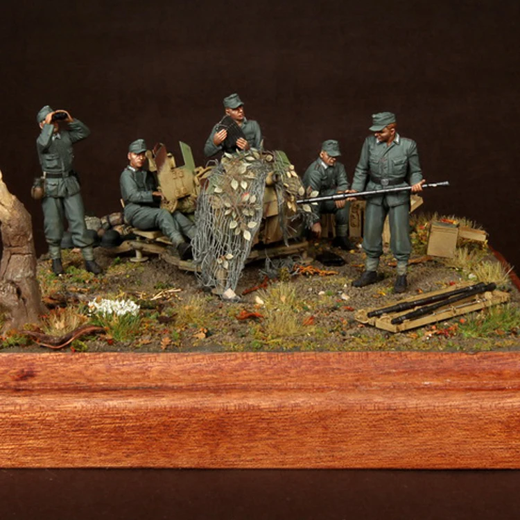 1/35 комплект фигурок из смолы для солдат ПВО(без основания и оружия