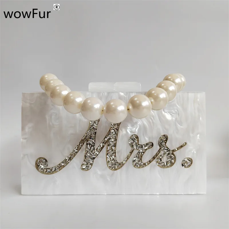 

Women Pearl White Silver Glitter Letter Name Wifey Acrylic Evening Clutch Bag Ladies Chain Party Shoulder Purses And Handbag