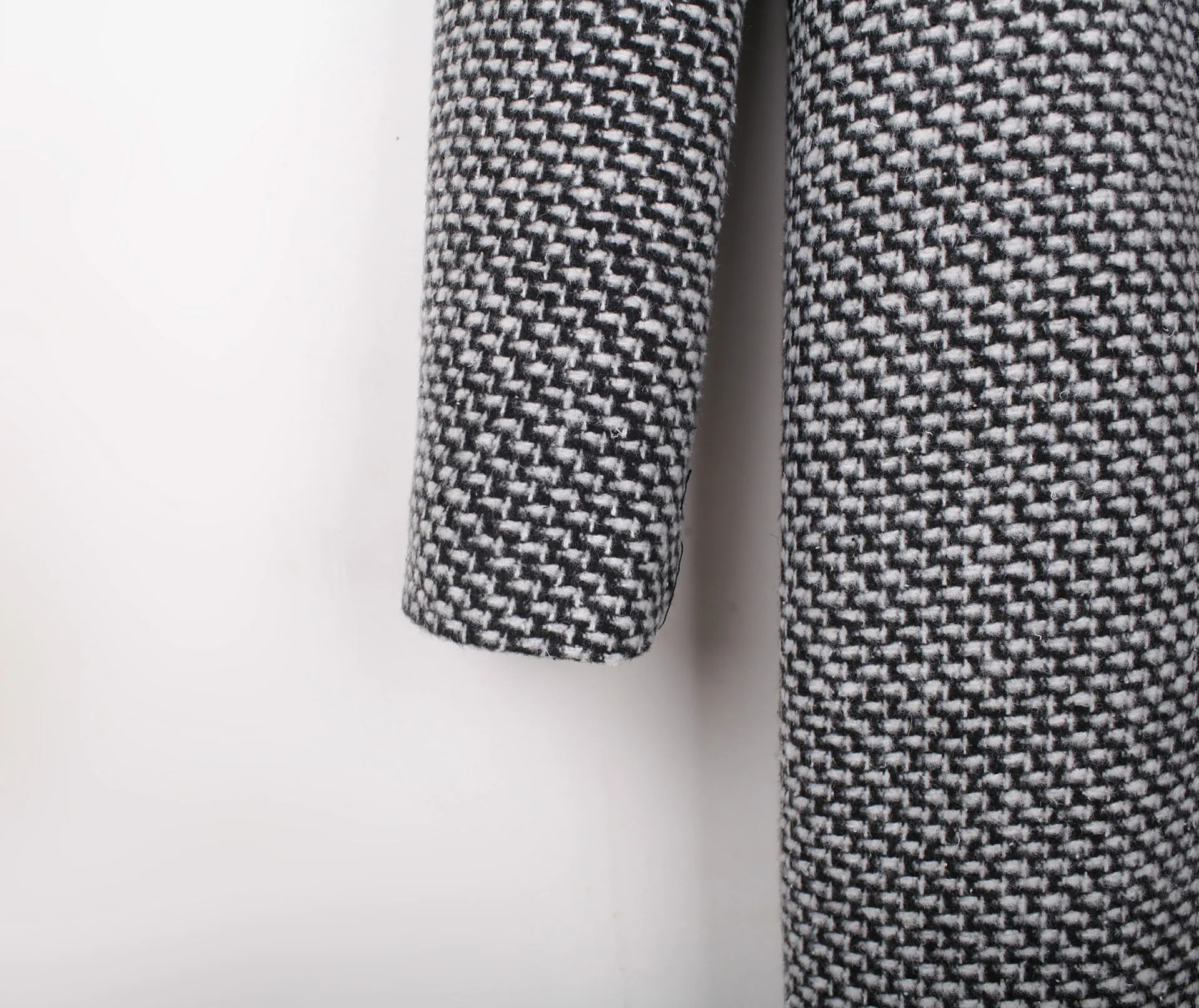 aeProduct.getSubject()