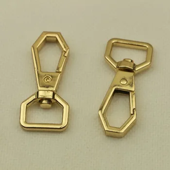 

2PCS Metal Polygonal Spring Gate Clasp Clip Pet Leash Bag Strap Hook Buckle Webbing Keychain Classic Bag Accessories fermoir sac