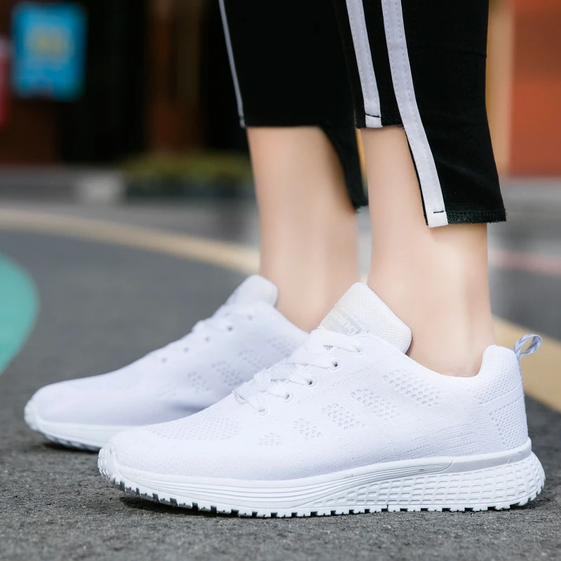 women's non slip trainers