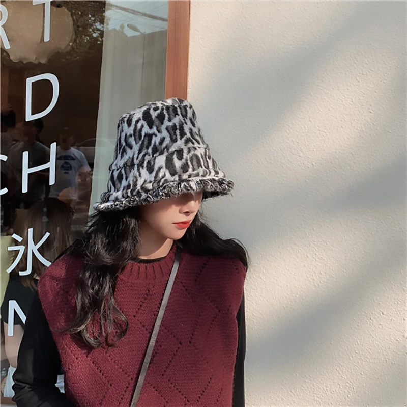 [EAM] женские леопардовые набивные шляпы для рыбалки, новые круглые купольные темпераментные модные Универсальные весенне-осенние 1K131