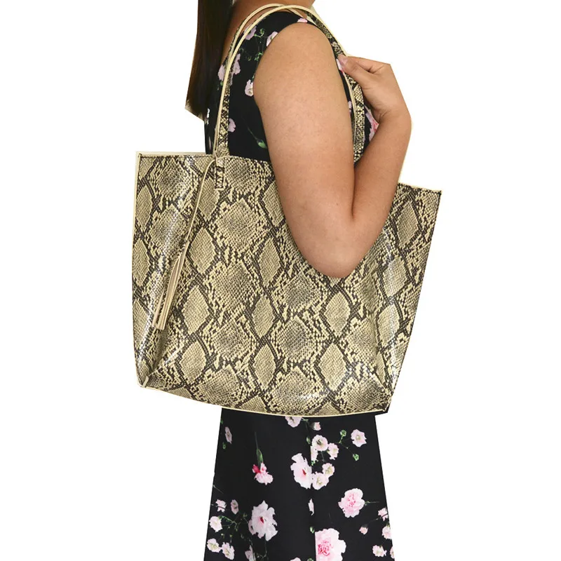 

Designer Handbag Women Bag Snake Printed Shoulder Bag Fringe Shoulder Bags Large Capacity Tote Female Big Woman Leather Handbag