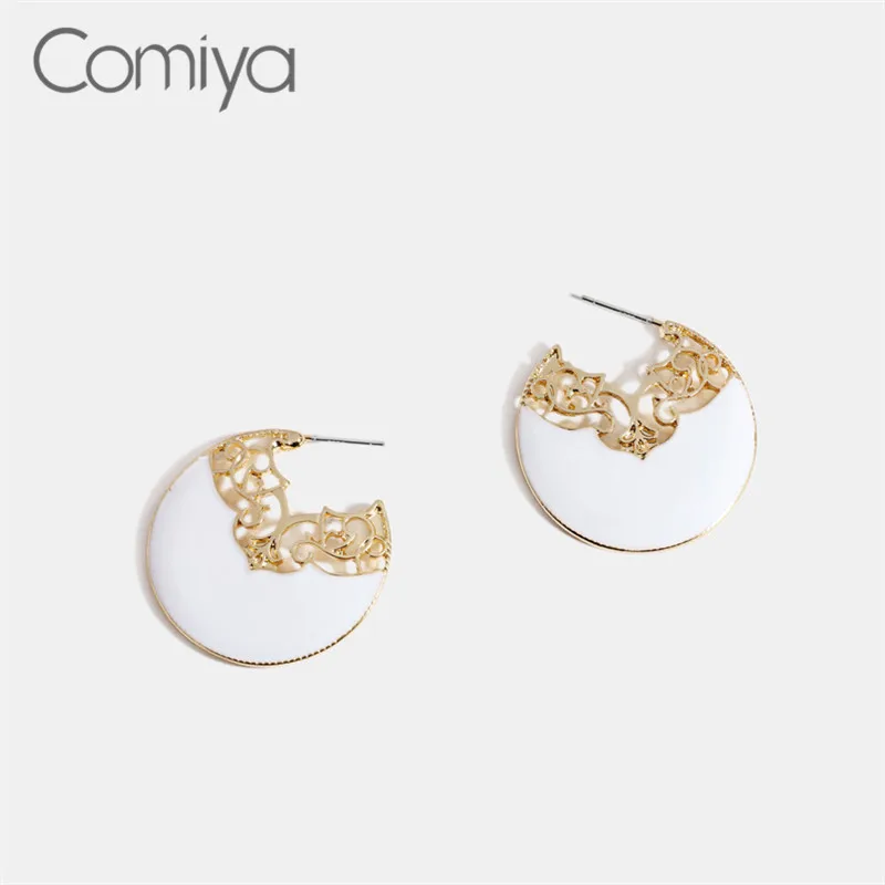 

Comiya Stud Earrings Zinc Alloy Hollow Out Flower Shape Round Acrylic Fashion Brincos Accessories OL Lady Earring For Women