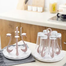 Nowy szklany kubek na wodę stojak Spin automatycznie Drainboard suszenie ociekacz kubek z tworzywa sztucznego uchwyt stojak home organizer kuchenny do przechowywania(China)
