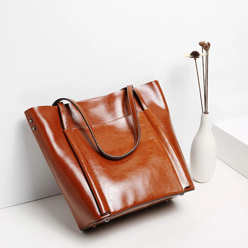 

New Cowhide Handbag Simple Classic Handbag Leather Shoulder Bag Shopping Bag