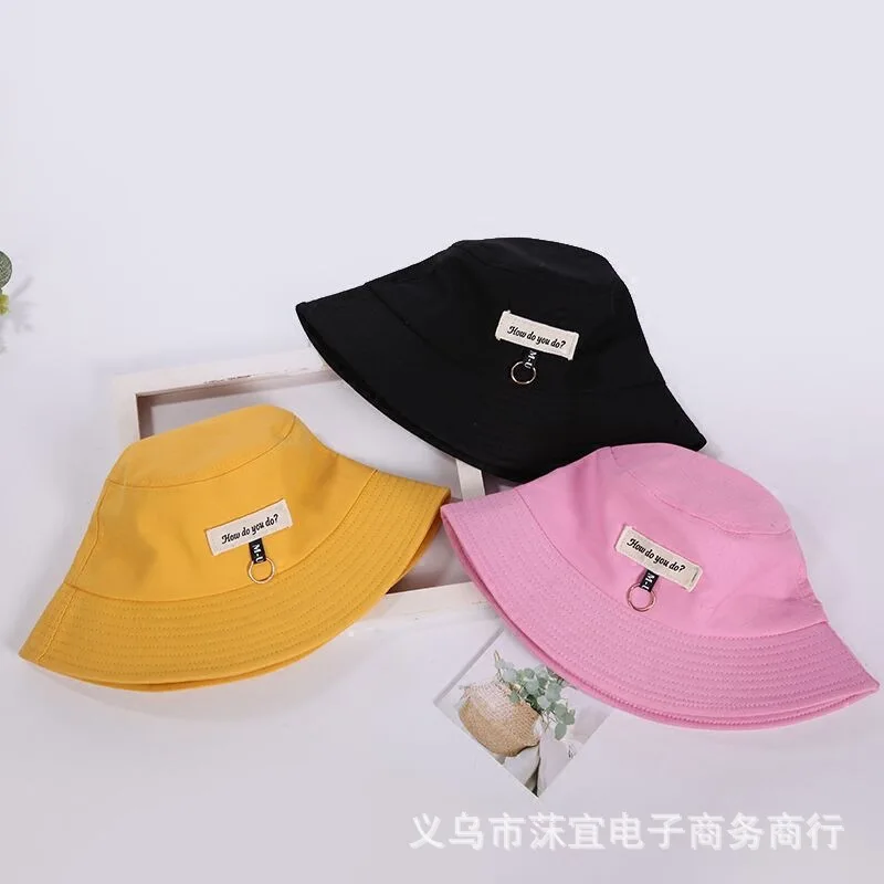 how to wear a bucket hat with short hair